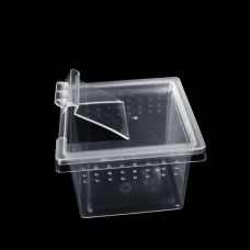 Отсадник пластиковый Square box с крышечкой для кормления 6,8х6,8х4,5см (20шт)
